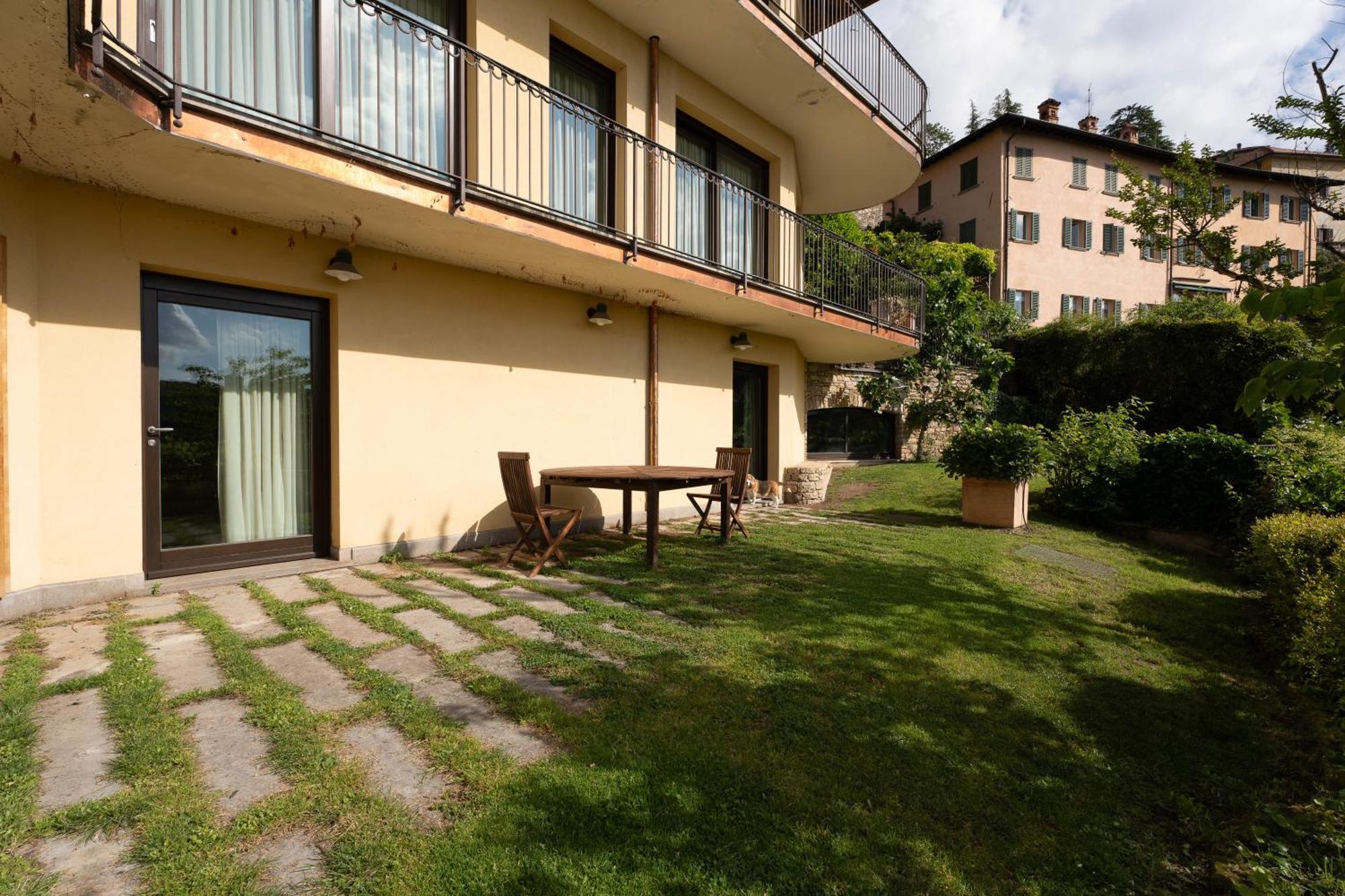 Apartments Vistallihouse Bérgamo Exterior foto